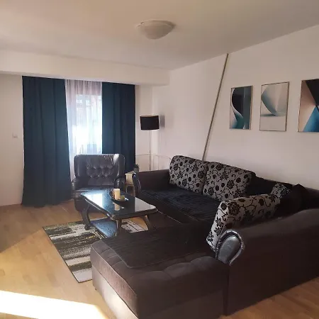 Antoni Apartment